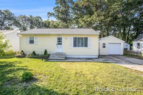 2369 James, Muskegon, MI 49442