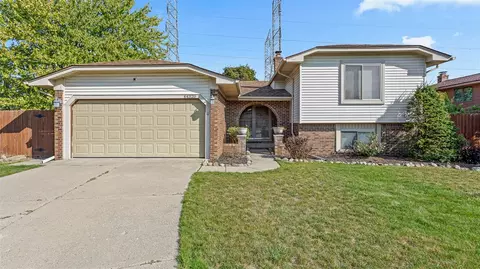 44320 Harsdale, Canton, MI 48187