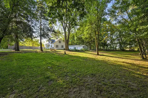 1216 Miller, Plainwell, MI 49080 photo 27
