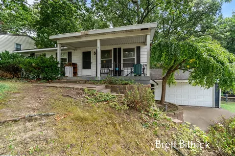 1094 59th, Kentwood, MI 49508