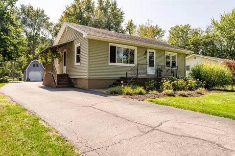 6690 Kruger, Three Oaks, MI 49128