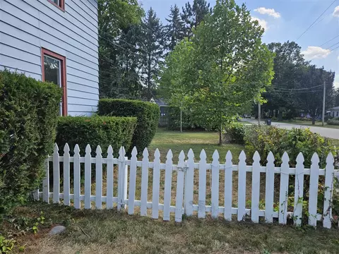 Exterior - 304 Pine, Schoolcraft, MI 49087 photo 20 of 25