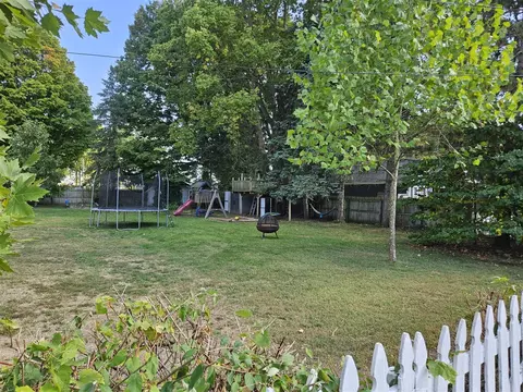Exterior - 304 Pine, Schoolcraft, MI 49087 photo 22 of 25