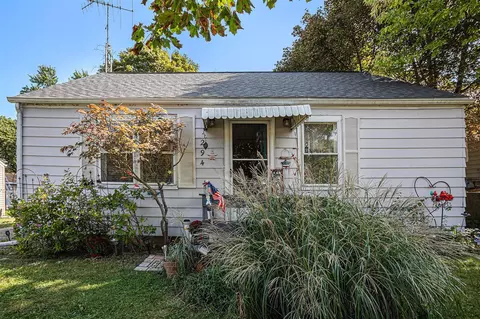 294 N 20th, Springfield, MI 49037