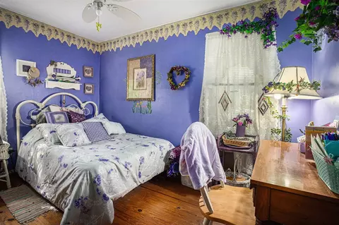 294 N 20th, Springfield, MI 49037 photo 9