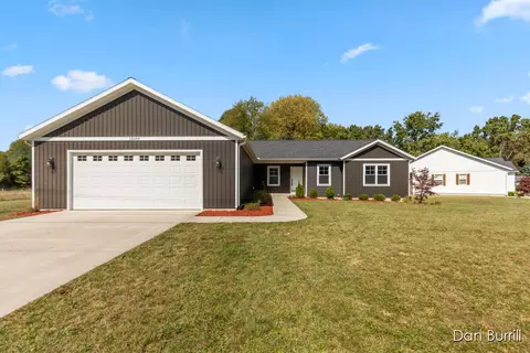 12160 Pine Mdws, Wayland, MI 49348