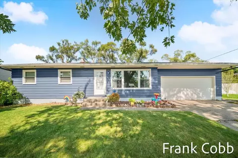 1838 Oak Park, Muskegon, MI 49442