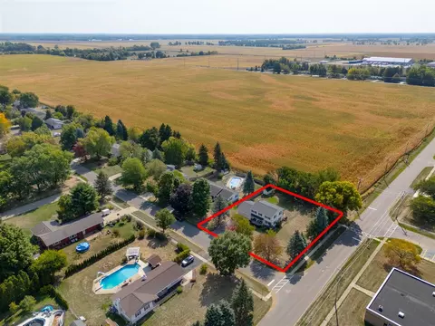 710 Maple, Schoolcraft, MI 49087 photo 4