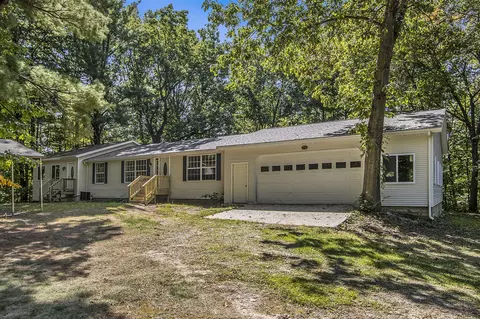 3036 Primrose, Allegan, MI 49010