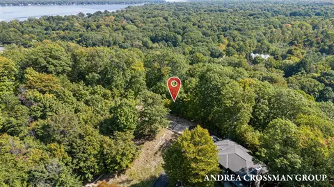 6621 Forest Bch, Holland, MI 49423