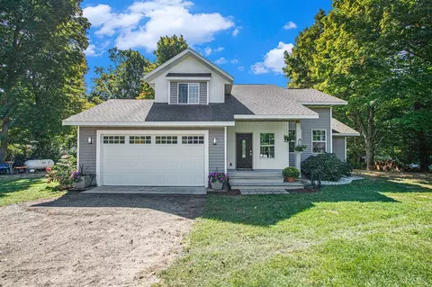 62711 36th, Bangor, MI 49013