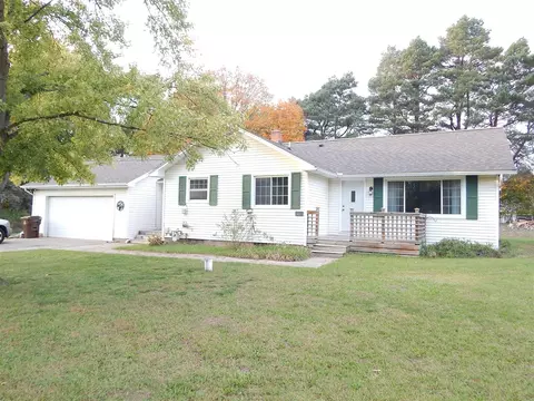 451 Cumings, Sparta, MI 49345