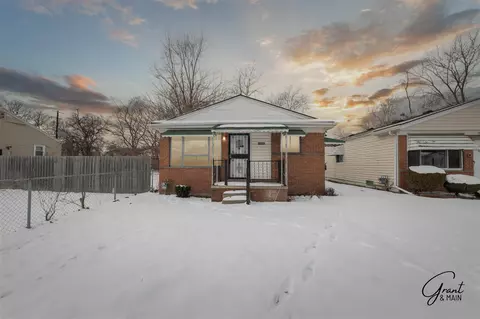 18449 Albany, Detroit, MI 48234