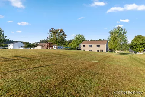 Exterior - 6101 Greenbriar, Lowell, MI 49331 photo 9 of 14