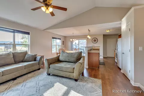 Living - 6101 Greenbriar, Lowell, MI 49331 photo 2 of 4