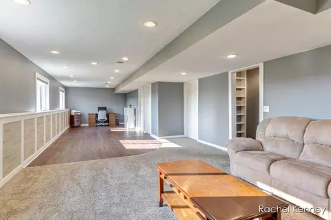 Living - 6101 Greenbriar, Lowell, MI 49331 photo 3 of 4