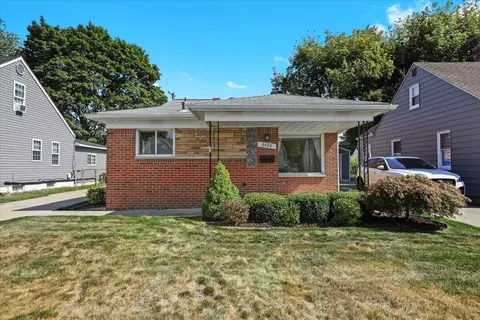 2425 Grindley Park, Dearborn, MI 48124