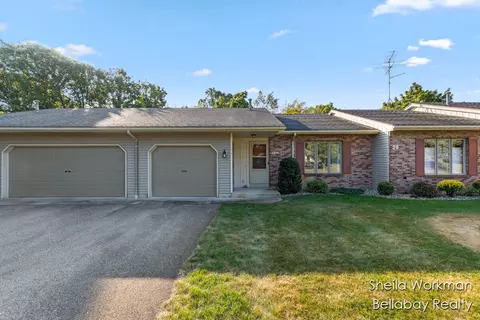 2818 Bridgeside, Caledonia, MI 49316