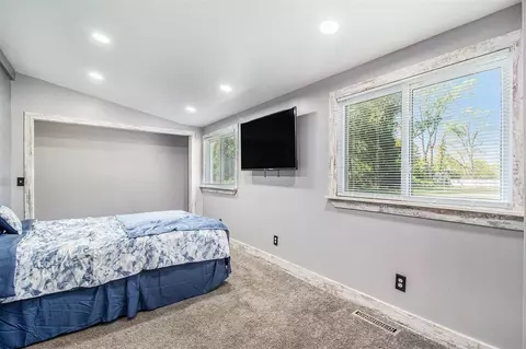 Bedroom - 3189 Comboni, Monroe, MI 48162 photo 1 of 2