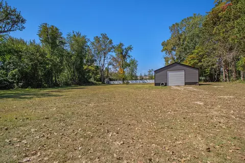 Exterior - 3189 Comboni, Monroe, MI 48162 photo 3 of 7