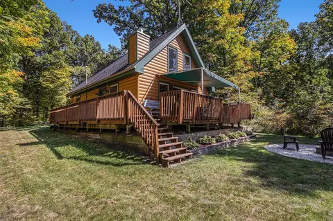 9045 Agawa, Howard City, MI 49329