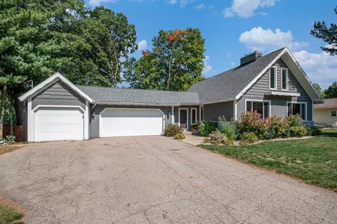 6950 Meadowcreek, Hudsonville, MI 49426
