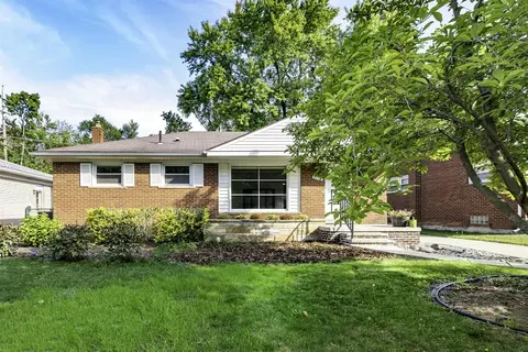 1440 Collegewood, Ypsilanti, MI 48197