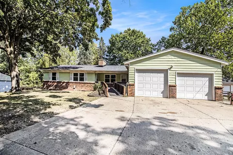 945 Lancashire #947, Grand Rapids, MI 49508