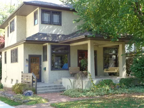 63 S Broad, Hillsdale, MI 49242