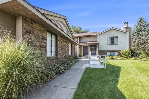 5069 Stauffer, Kentwood, MI 49508