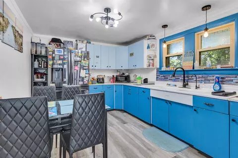Kitchen - 885 Bryant Ave, Jackson, MI 49202 photo 1 of 2