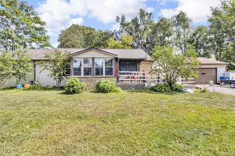 885 Bryant Ave, Jackson, MI 49202