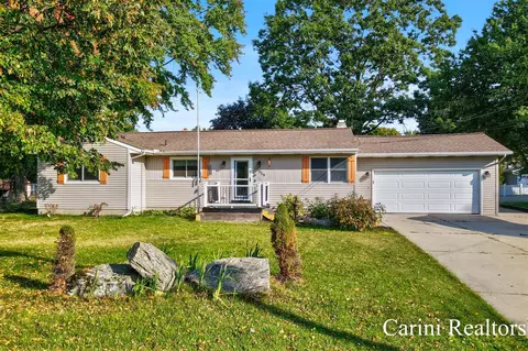 15279 James, Holland, MI 49424
