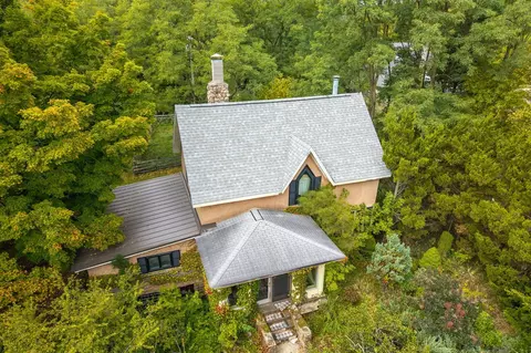 300 Mill, Blanchard, MI 49310
