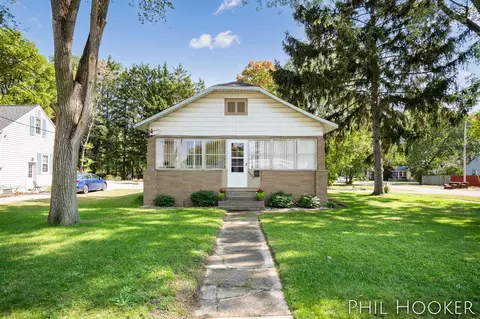 4438 Jefferson, Grand Rapids, MI 49548