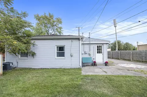 Exterior - 3462 Pershing, Wayne, MI 48184 photo 8 of 10