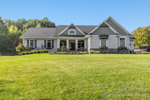 4875 E Pontaluna, Fruitport, MI 49415