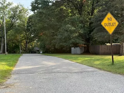 129 Midway, Belding, MI 48809 photo 2