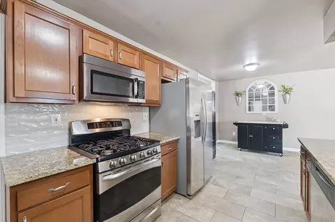 Kitchen - 3964 Niagara, Wayne, MI 48184 photo 1 of 3