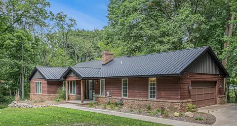 11441 Middle Rd, Three Rivers, MI 49093 photo 2