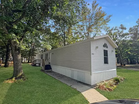 20101 Tamarack, Howard City, MI 49329