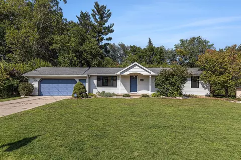 2089 Elmer, Grand Rapids, MI 49525