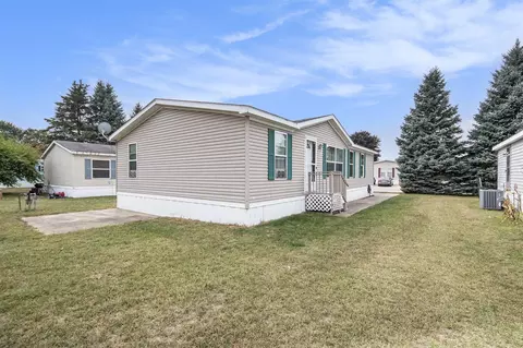 3570 Windsor Woods, Wayland, MI 49348