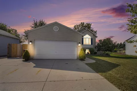 267 W Ferney, Clarksville, MI 48815