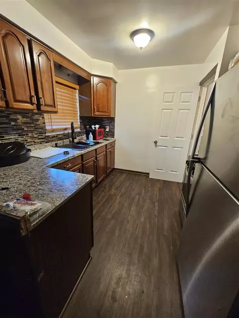 Kitchen - 2205 W Mcclellan, Flint, MI 48504 photo 1 of 2