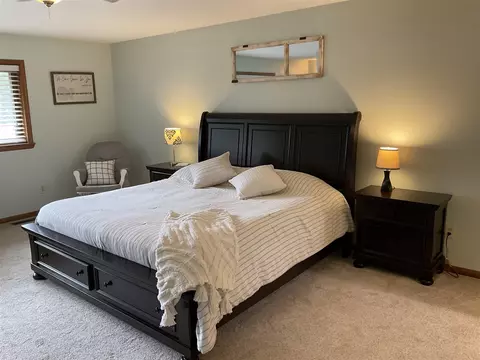 Bedroom - 8587 Stout, Grosse Ile, MI 48138 photo 6 of 9