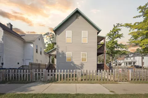 855 Alpine, Grand Rapids, MI 49504