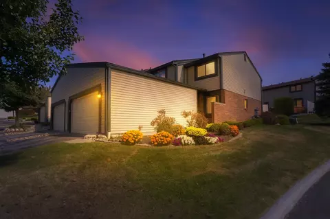 1202 Concord #67, Northville, MI 48167