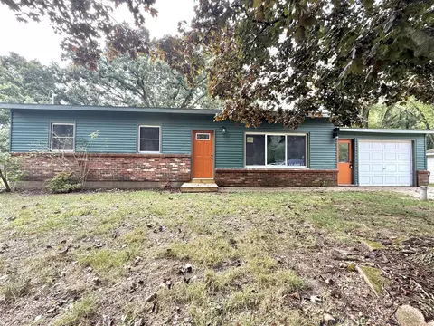 582 Hayes, Holland, MI 49424