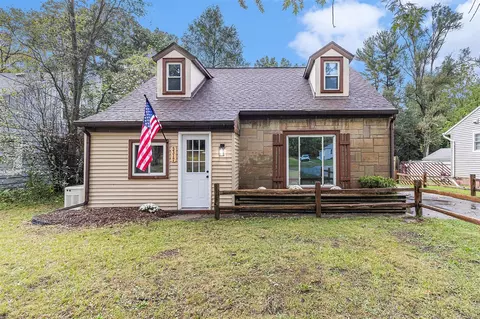 5317 N Riverview, Kalamazoo, MI 49004